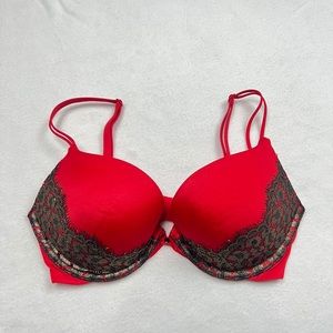 Victoria secret very sexy push up 32D